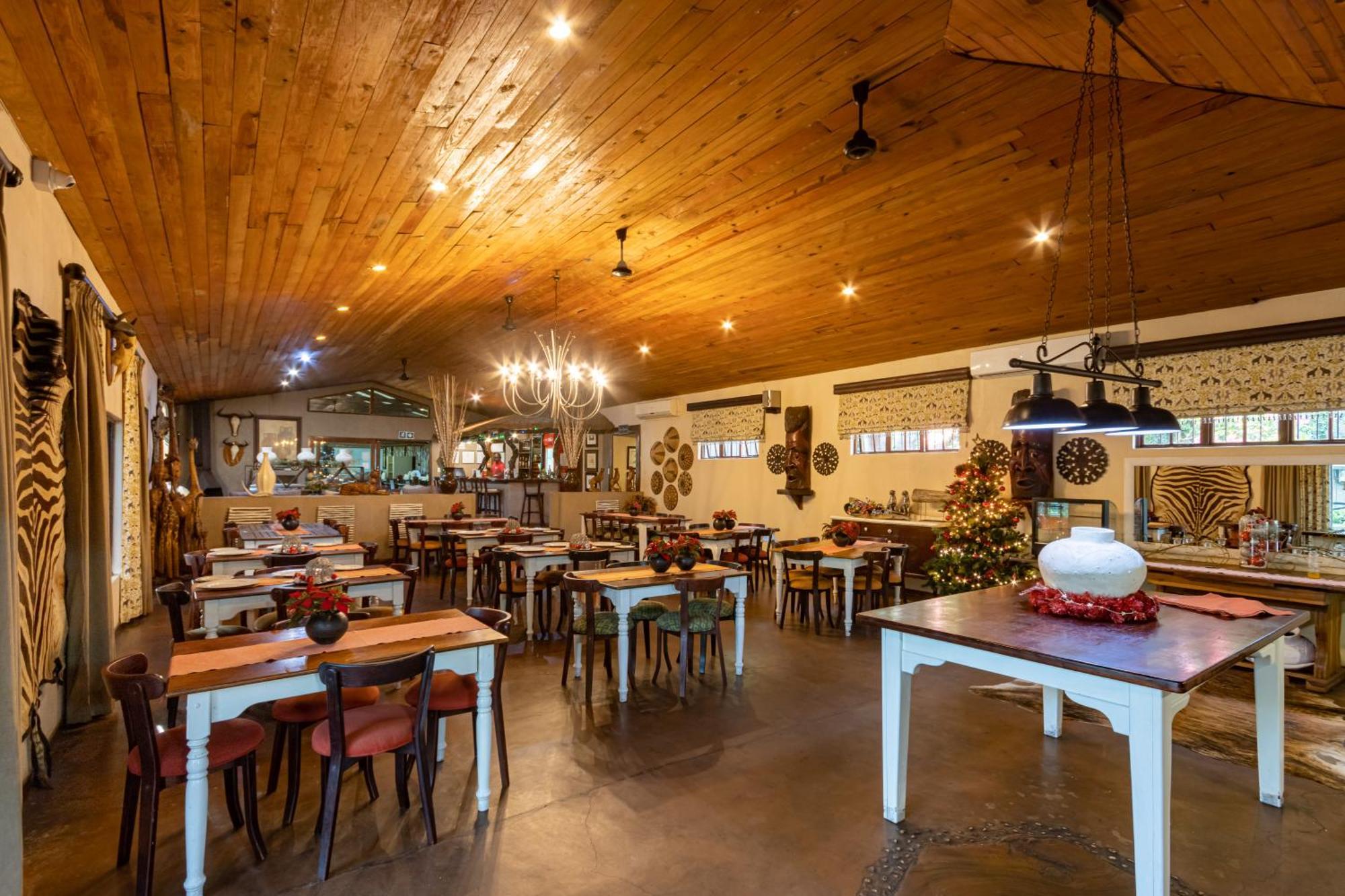 שלושלואי Emdoneni Lodge With Zululand Cat Conservation Project מראה חיצוני תמונה
